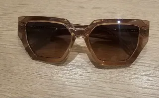 Gafas de sol Guess. Sin estrenar