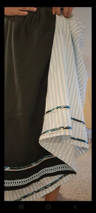 Falda 84cm y delantal aldeana, regional, casera