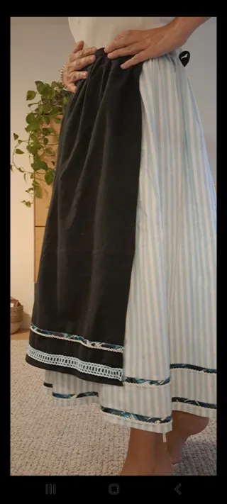 Falda 84cm y delantal aldeana, regional, casera