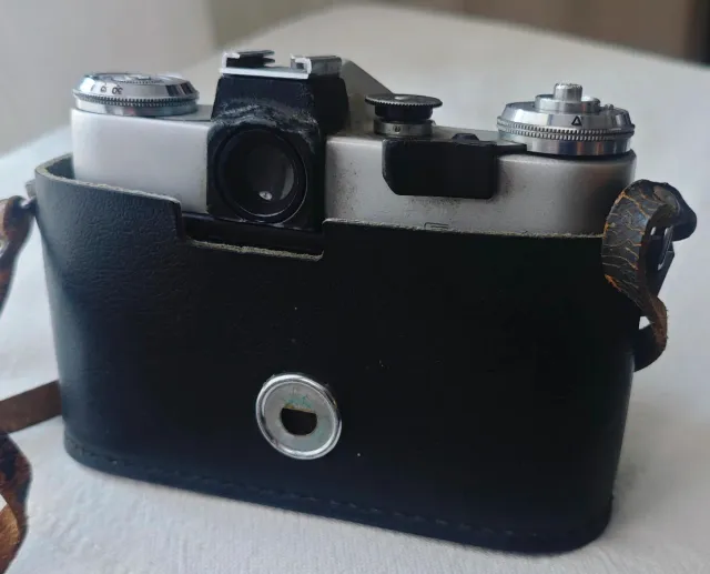 Cámara Zenit E + Objetivo Helios