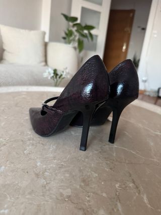 Tacones Zara Negros/Morados