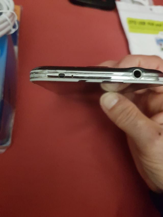 Samsung Galaxy S5+accessori.NO alimentatatore.