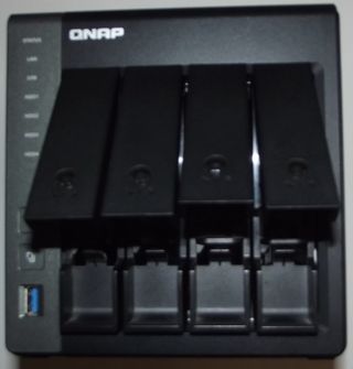 QNAP TS-431X3-4G NAS 10/2.5/1Gb LAN