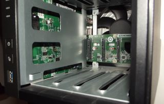 QNAP TS-431X3-4G NAS 10/2.5/1Gb LAN