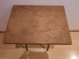 Mesa plegable de madera