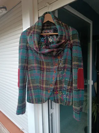 Chaqueta Desigual Talla 40 Cuello Multicolor