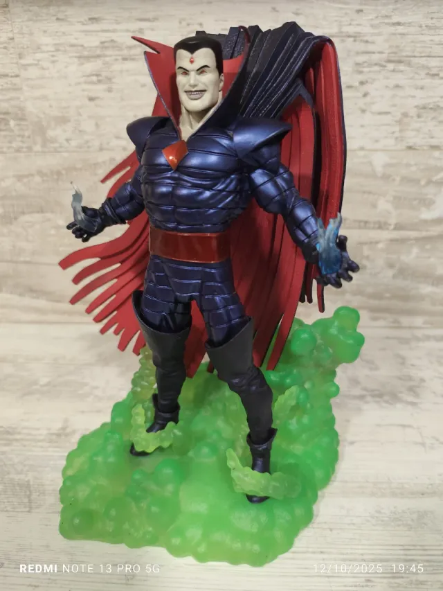 Figura Mr. Siniestro Marvel Legends
