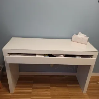 Tocador Escritorio Mesa Recibidor Ikea Cristal