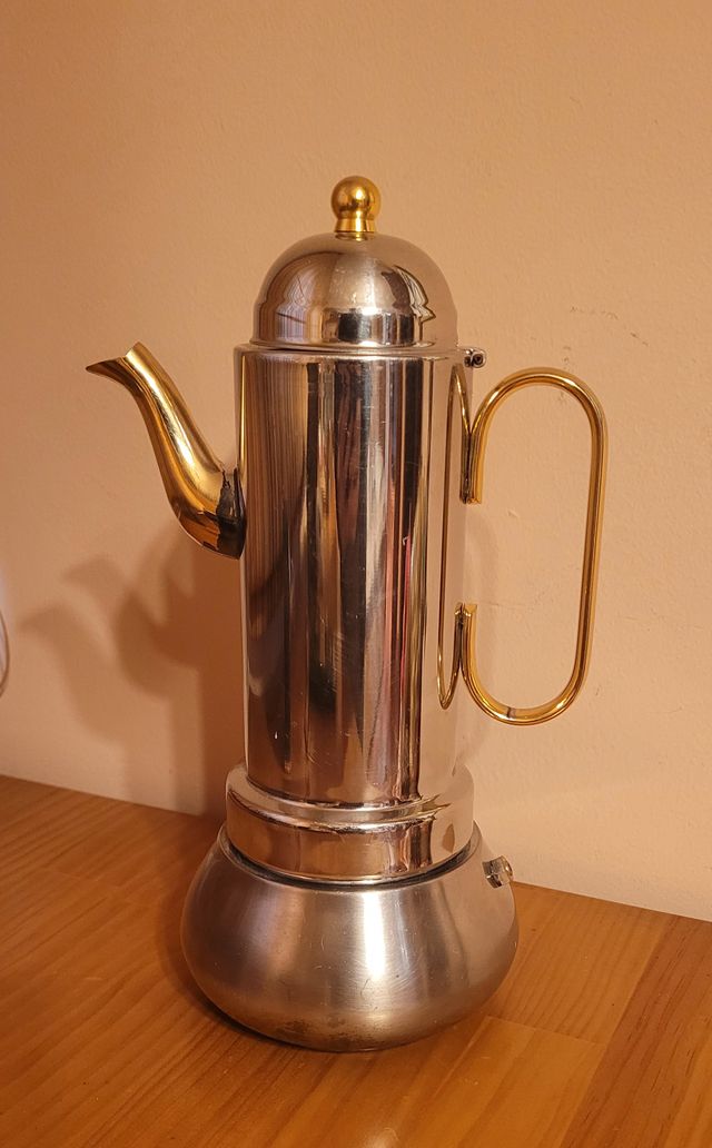Cafetera de acero italiana vintage 