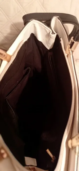 Bolso negro efecto piel cocodrilo