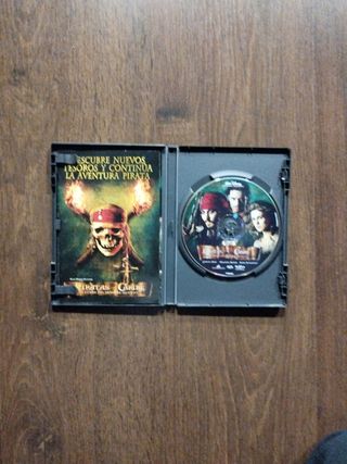 DVD Piratas del Caribe: El Cofre del Hombre Muerto