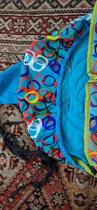 Saco para silla de bebé con círculos