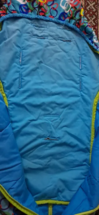 Saco para silla de bebé con círculos