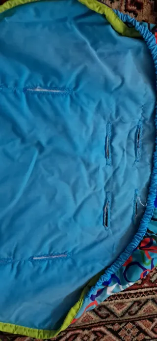 Saco para silla de bebé con círculos