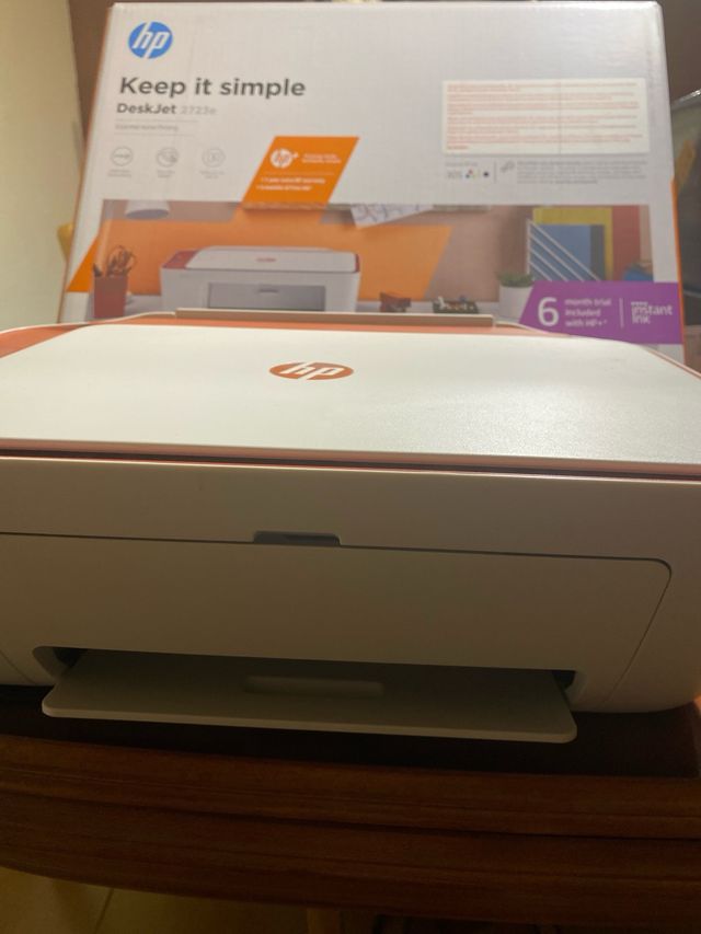 Impresora HP DeskJet 2723e Naranja/Blanca