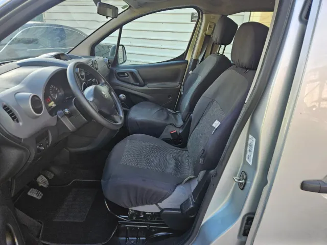 Peugeot Partner 2012