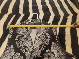 Xaleco y fajín fallero