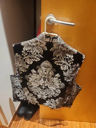 Xaleco y fajín fallero