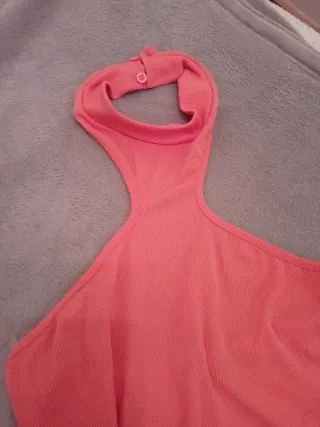 Top naranja halter