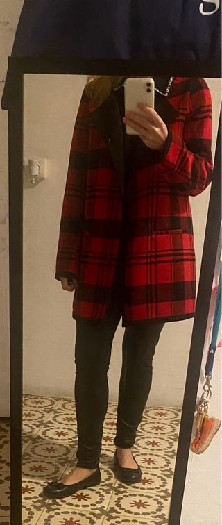 Abrigo Only rojo y negro