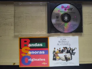 CD Cuatro Bodas y un Funeral BSO