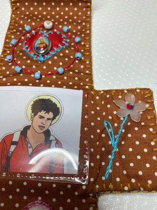 Rosario a libro San Carlo Acutis