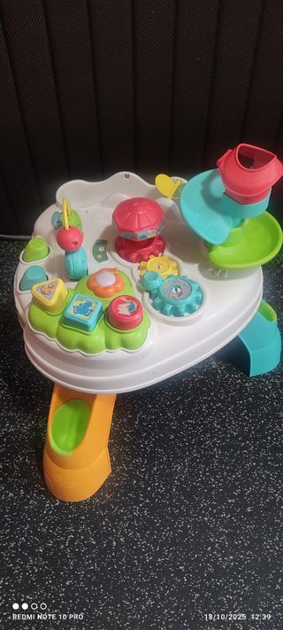 Mesa de Actividades Bebé