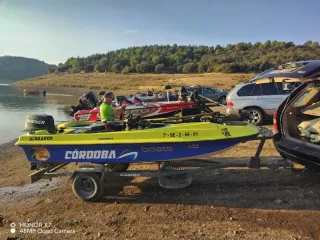 Barco de pesca Bass Boat