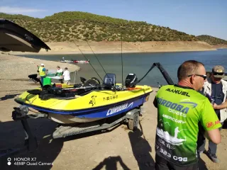 Barco de pesca Bass Boat