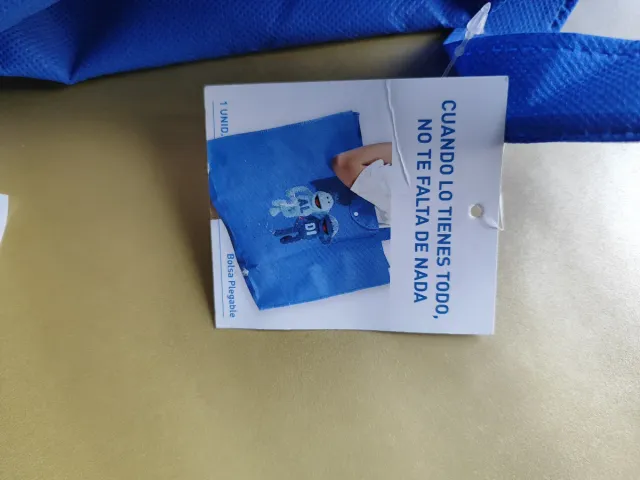 2 Bolsas de compra Al y DI con muñecos