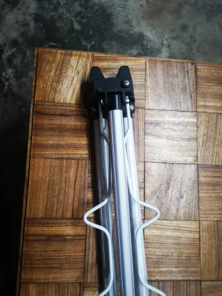 Soporte para 4 cañas de pescar