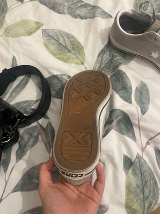 Converse grises con estrella