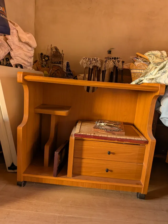 Mueble auxiliar madera