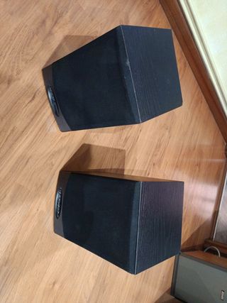Altavoces Wharfedale England