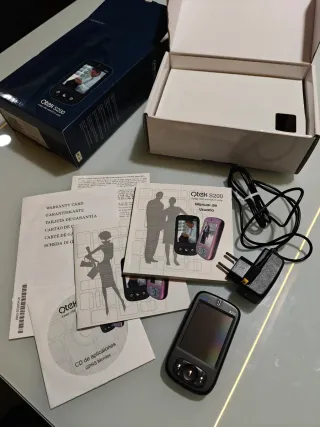 Qtek S200 - Teléfono Móvil