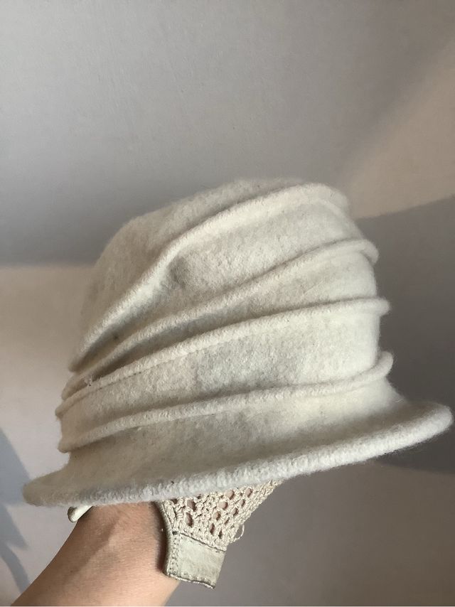 Cappello in feltro stile anni '30