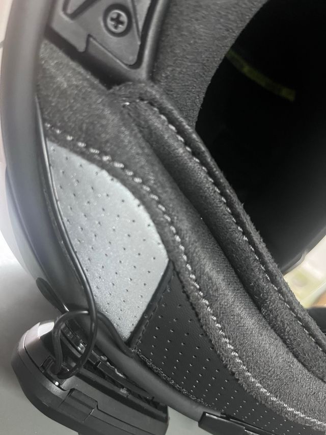 Casco Airoh Matryx Talla L. Homologación 22.06