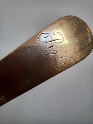 Cuchara de plata antigua