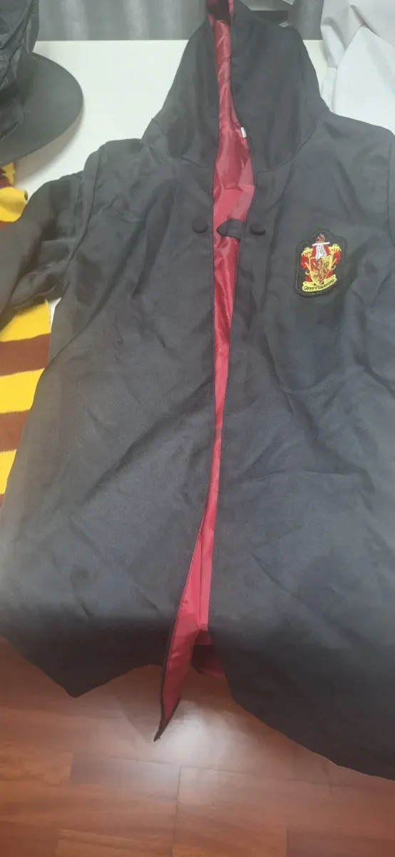 Capa Harry Potter barita y corbata