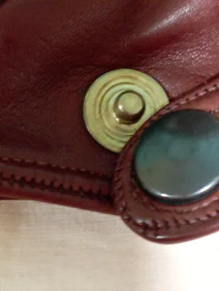 Guantes de cuero mujer. Eleonora Silvestri marrón