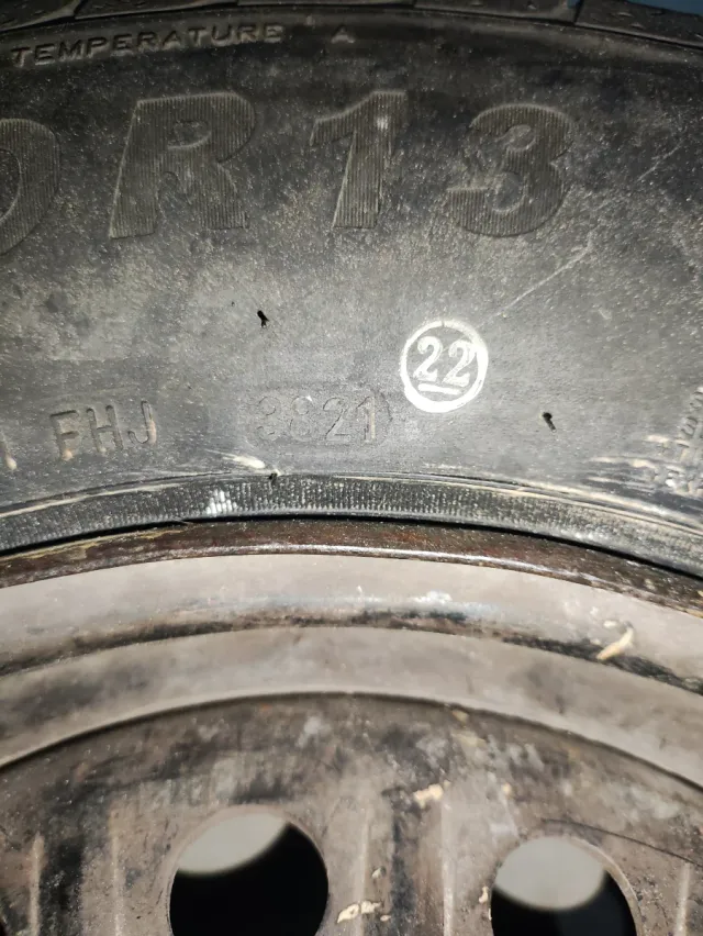 Rueda 155/80R13