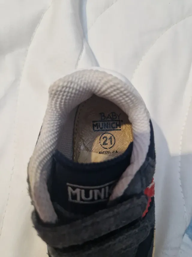 Zapatillas Munich Talla 21