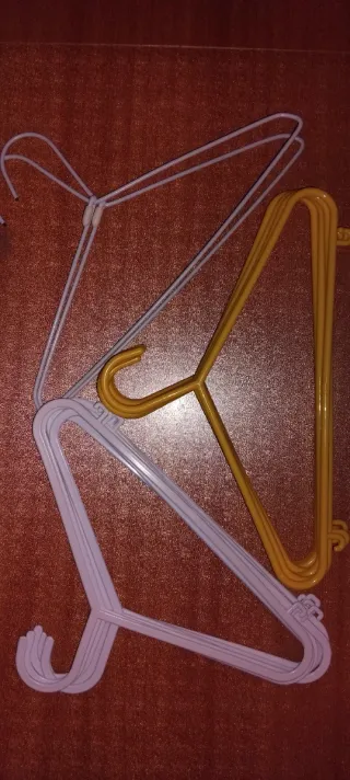 Lote 15 Perchas Infantiles Plástico