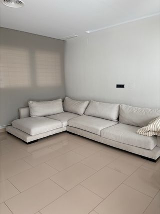 Sofá Kenay Home Beige Tela