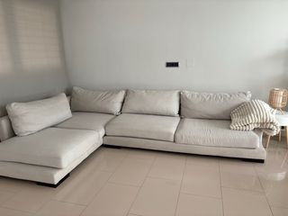 Sofá Kenay Home Beige Tela