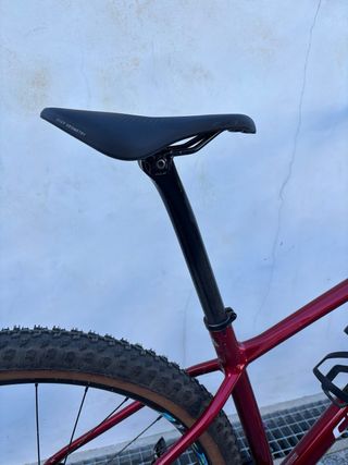 Bicicleta Specialized Chisel M 2024