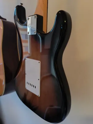 Guitarra Eléctrica Fender Stratocaster Zurdos