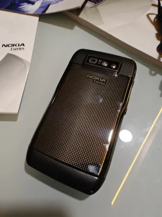 Nokia E71 Eseries Caja Móvil