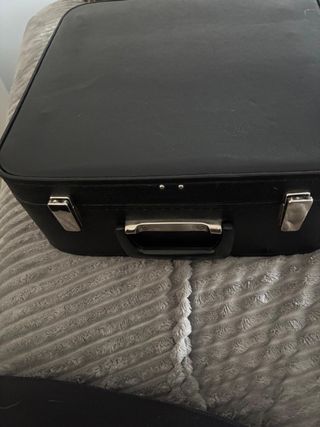 Máquina de escribir Erika Modelo 100