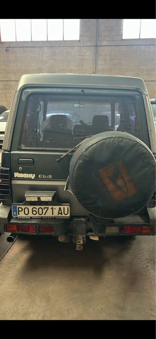Daihatsu Rocky 1994